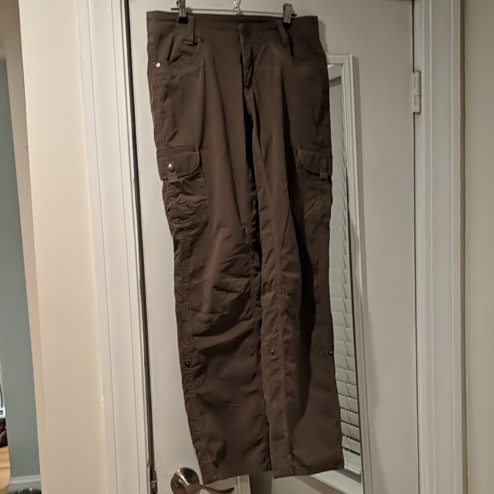 Like new kuhl hiking pants size 6